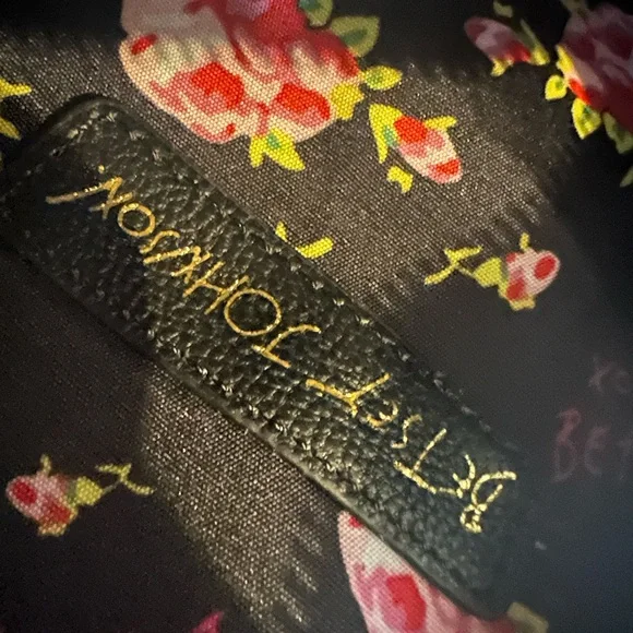 NWT Betsey Johnson Sugar Black Patent Faux Crowned Floral Skullcandy Crossbody - Picture 6 of 7